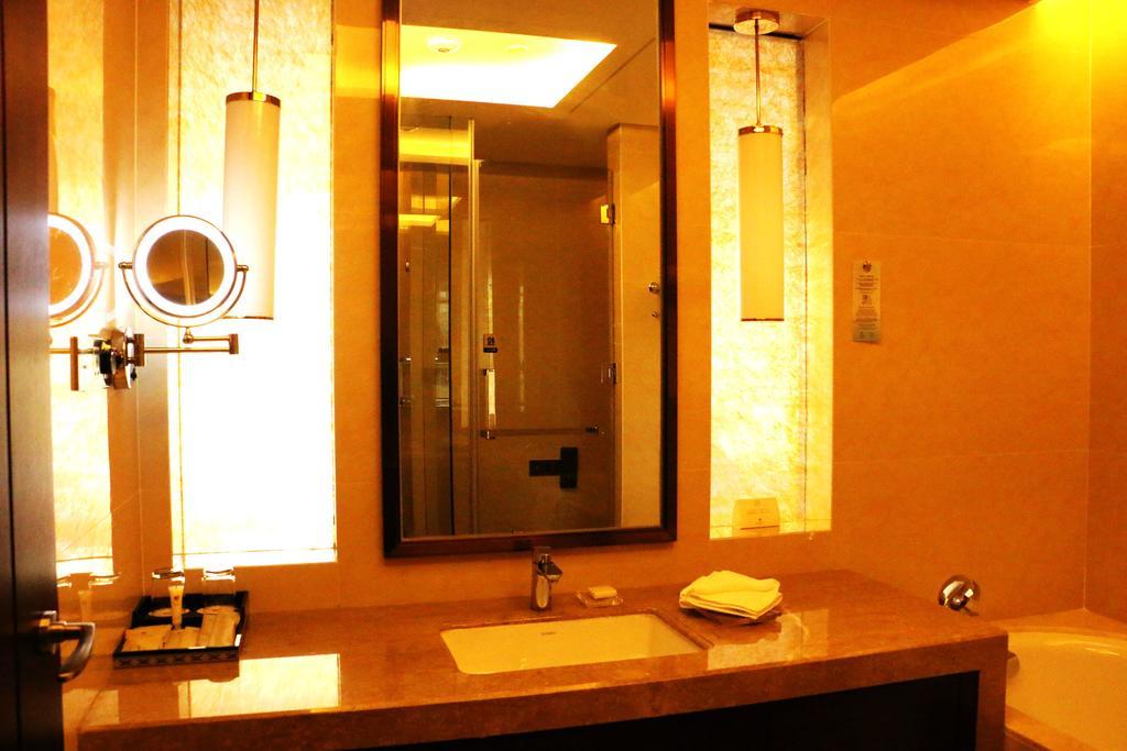 Embassador International Hotel Xi'an  Buitenkant foto
