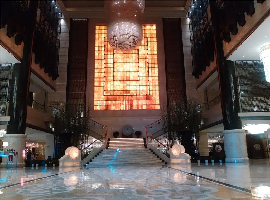 Embassador International Hotel Xi'an  Buitenkant foto